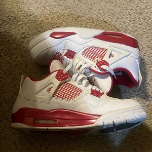 Jordan 4 “Alternate 89”